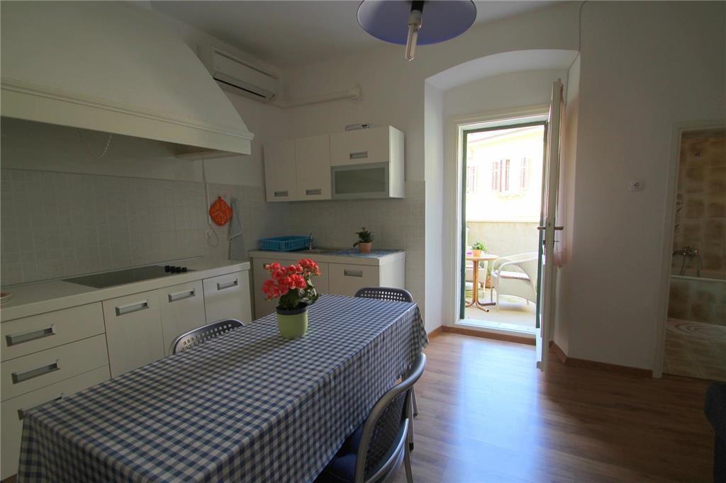 Apartments Dante 乌马格 客房 照片